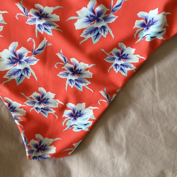 Acacia Kokomo in Vintage Aloha size medium - Picture 4 of 5